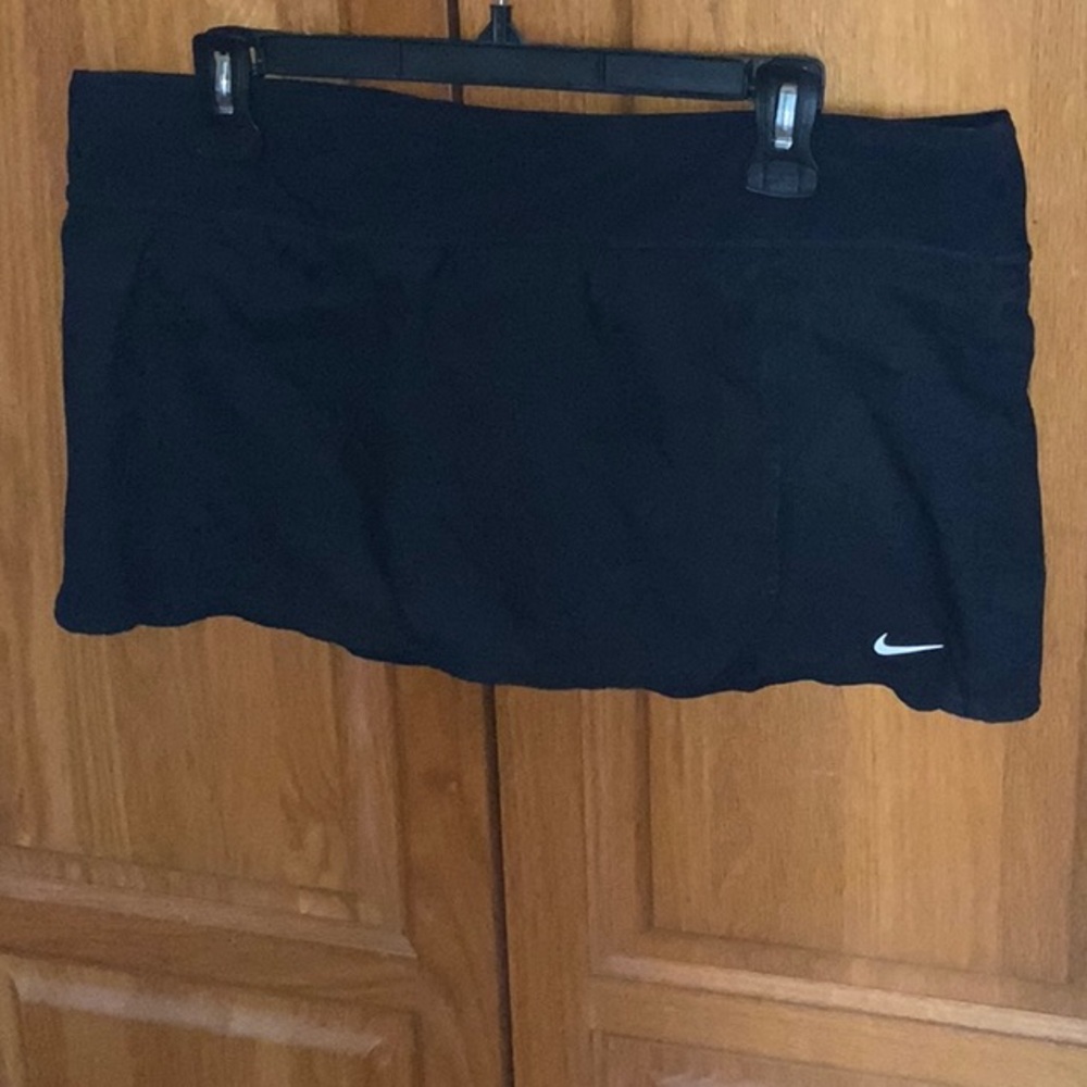 🤩Nike Black swim skirt